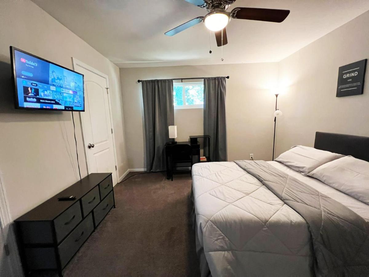 The Lux 28 Tvs Every Room Free Wifi แอตแลนตา ภายนอก รูปภาพ